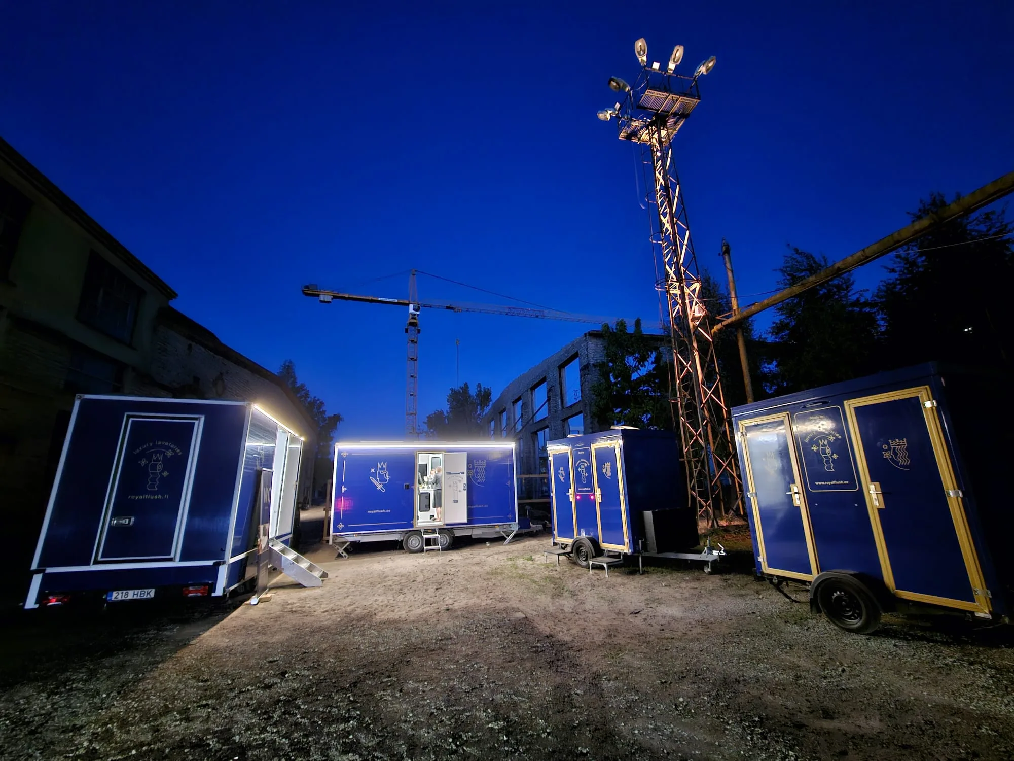 Royal Flush 4 vietu risinājums pasākumā